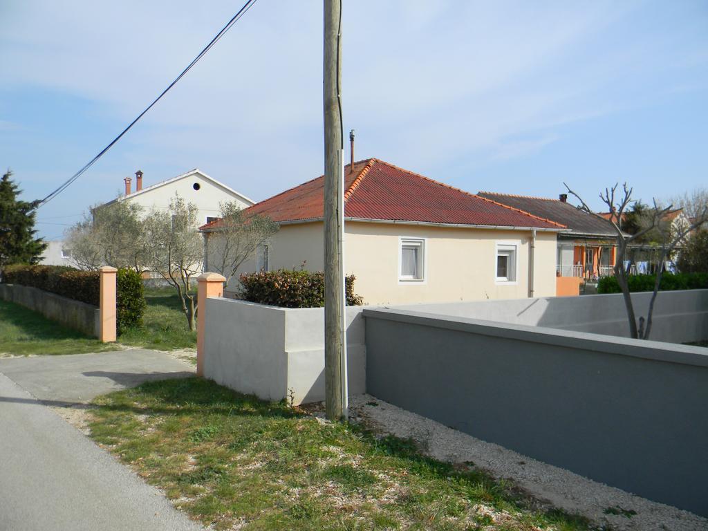 Apartments Gabriel Нін Екстер'єр фото