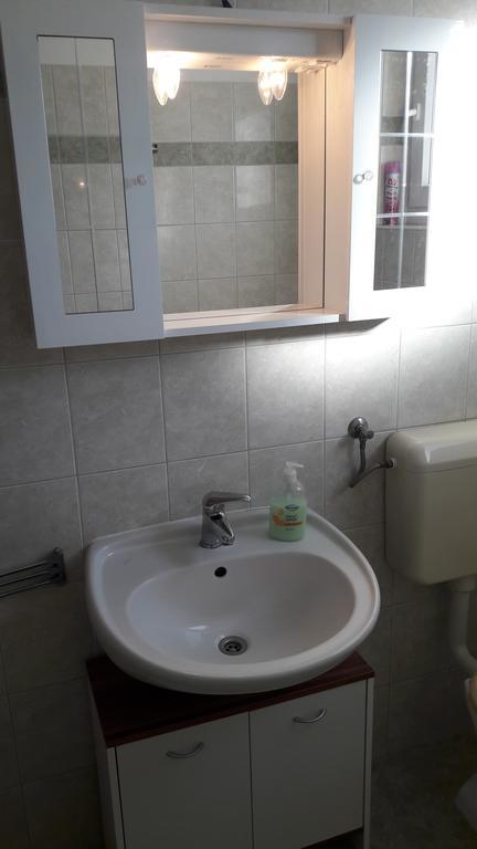 Apartments Gabriel Нін Екстер'єр фото